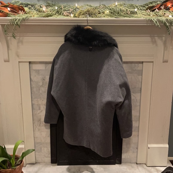 Wool & fox fur Andrew Marc coat - Picture 4 of 9